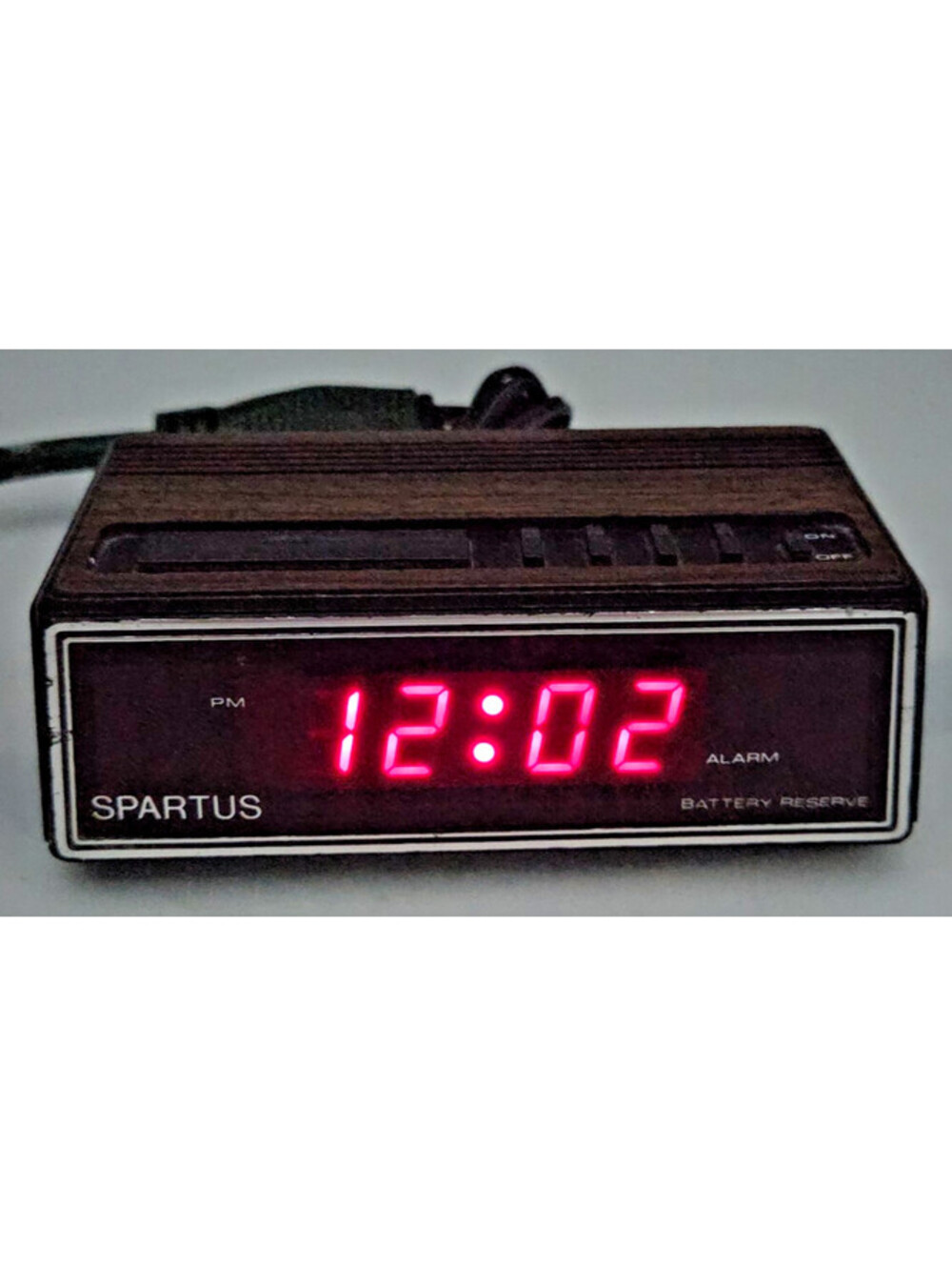 Vintage 1980s Spartus 1108 Wood Grain Red LED Digital Alarm Clock Tested Works